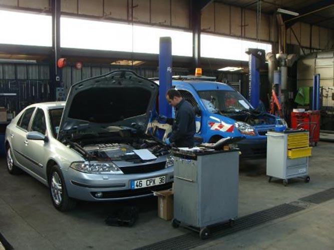 Garage automobile Tullins
